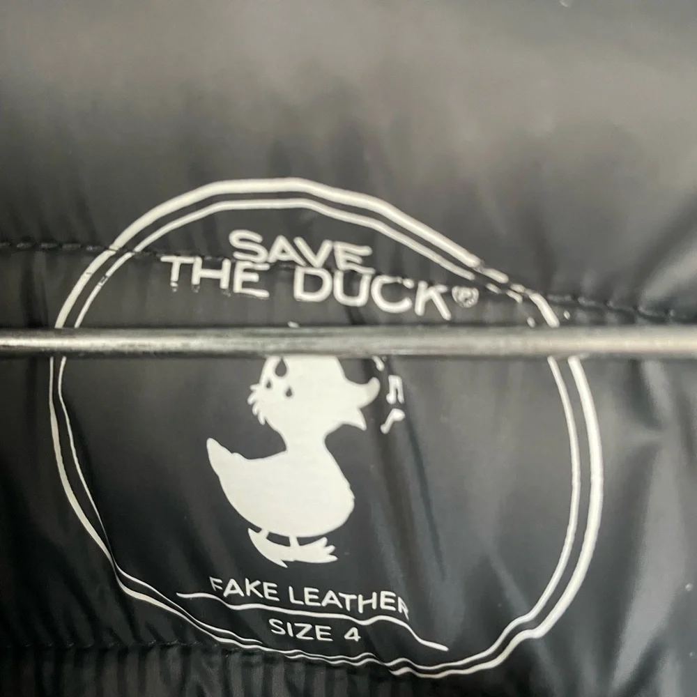 Save The Duck, size 4 women’s, black hooded zip up synthetic leather puffer EUC - Picture 2 of 10